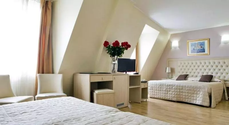 スタンダード４人部屋, Hôtel Lebron