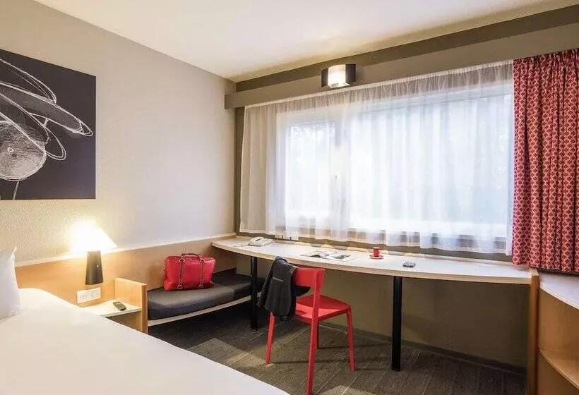 ダブルベッドスタンダードルーム, Ibis Metz Nord