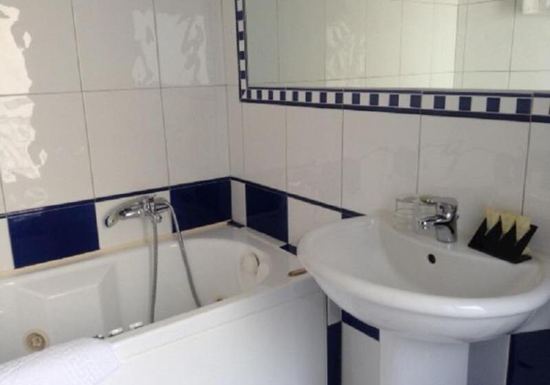 スタンダードルーム, London