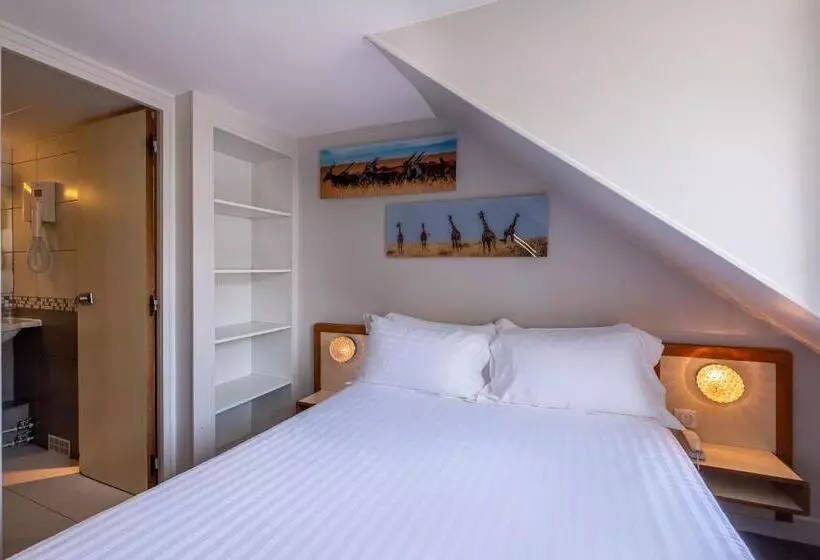 Quarto Estandar, Marena