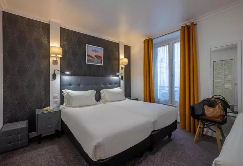 Quarto Triplo Estandar, Marena