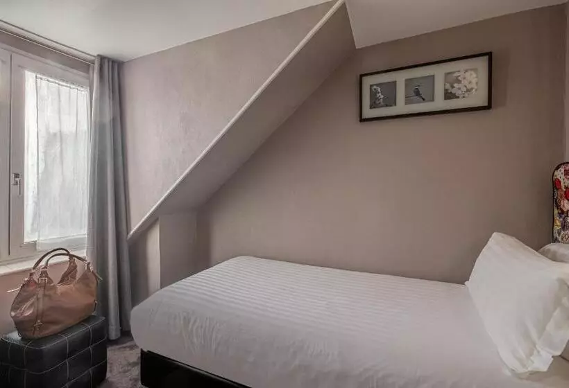Quarto Estandar Individual, Marena