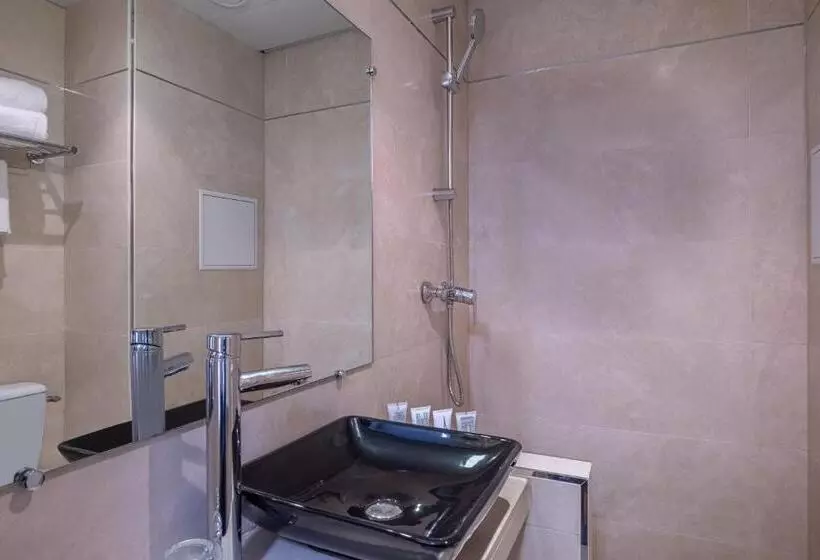 Quarto Familiar, Marena