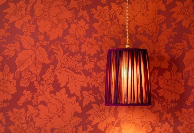 スタンダードルーム, Odeon