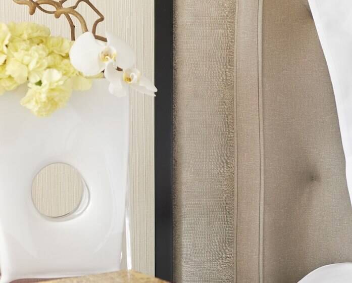 Семейный Номер, Renaissance Paris La Defense