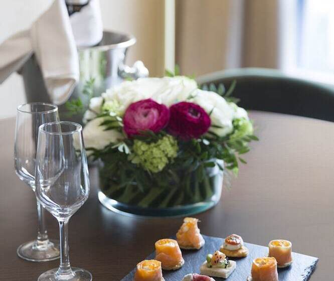 尊贵套房, Warwick Reine Astrid  Lyon