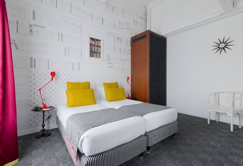 スーペリアールーム, Joyce Astotel