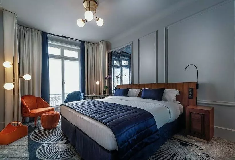 クイーンサイズベッドのスタンダードルーム, M Social Hotel Paris Opera