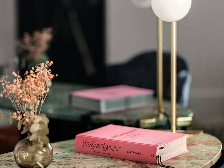 クイーンサイズベッドのスタンダードルーム, M Social Hotel Paris Opera