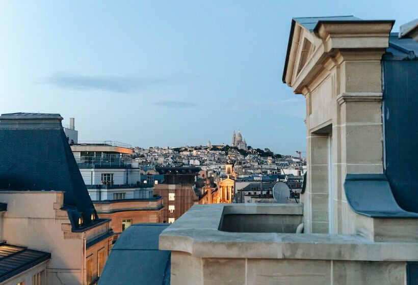 クイーンサイズベッドのスタンダードルーム, M Social Hotel Paris Opera