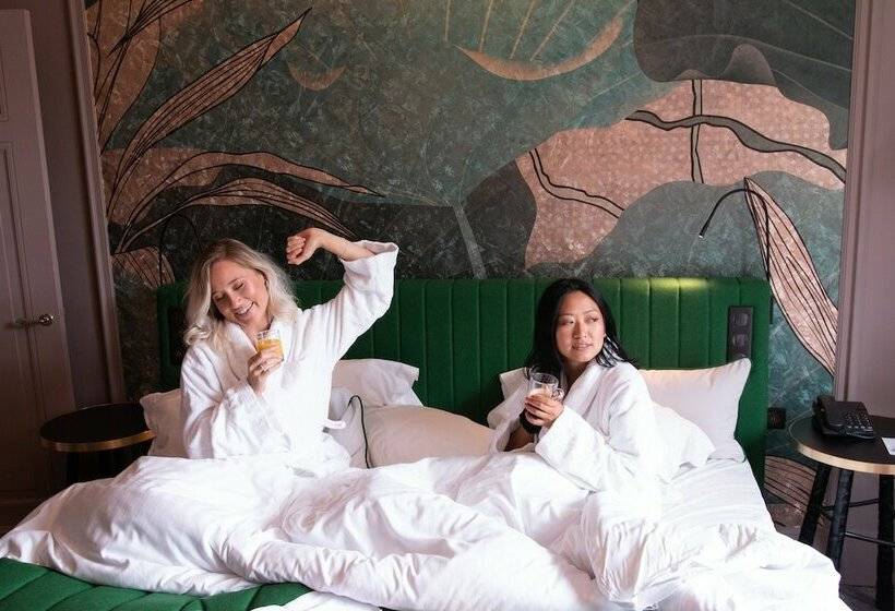 スタンダードルーム, M Social Hotel Paris Opera