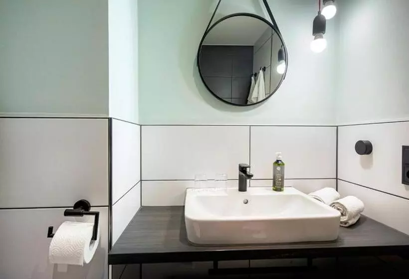 Bisneshuone, Achat Hotel Stuttgart Airport Messe