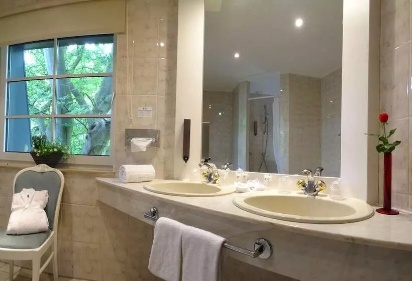 اتاق خانوادگی, Best Western Hotel Schmoeker Hof