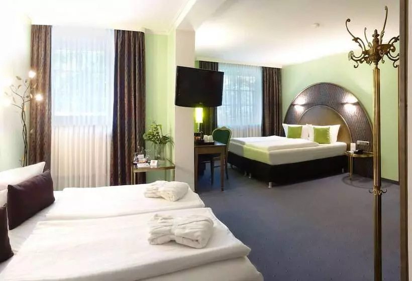 اتاق خانوادگی, Best Western Hotel Schmoeker Hof