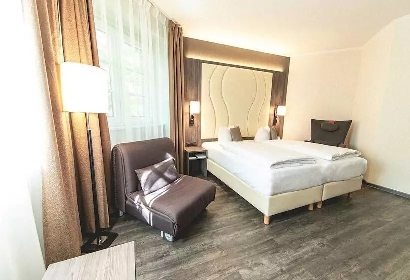 اتاق خانوادگی, Best Western Hotel Schmoeker Hof