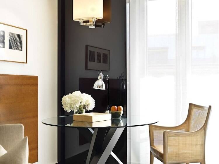 اتاق کلاب, Grand Hyatt Berlin