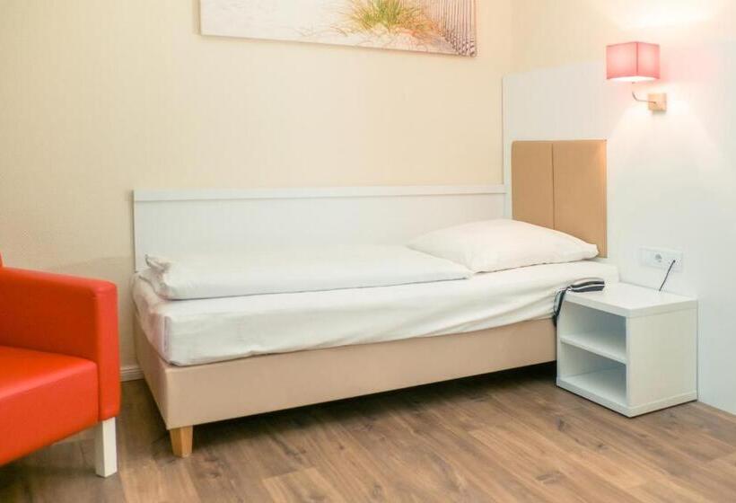 스탠다드 룸 더블 침대, Stuttgart Sindelfingen City By Tulip Inn