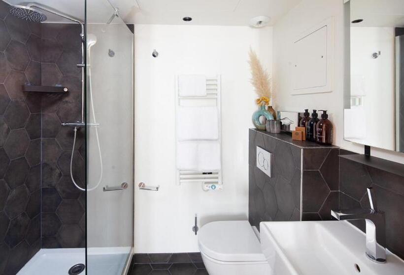 スーペリアールーム, Vendomesaint Germain