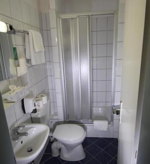 غرفة قياسية فردية, Carlton