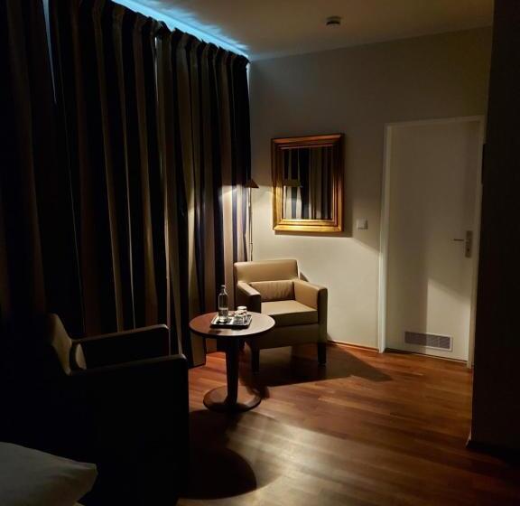 اتاق استاندارد, Kaiserhof Am Dom