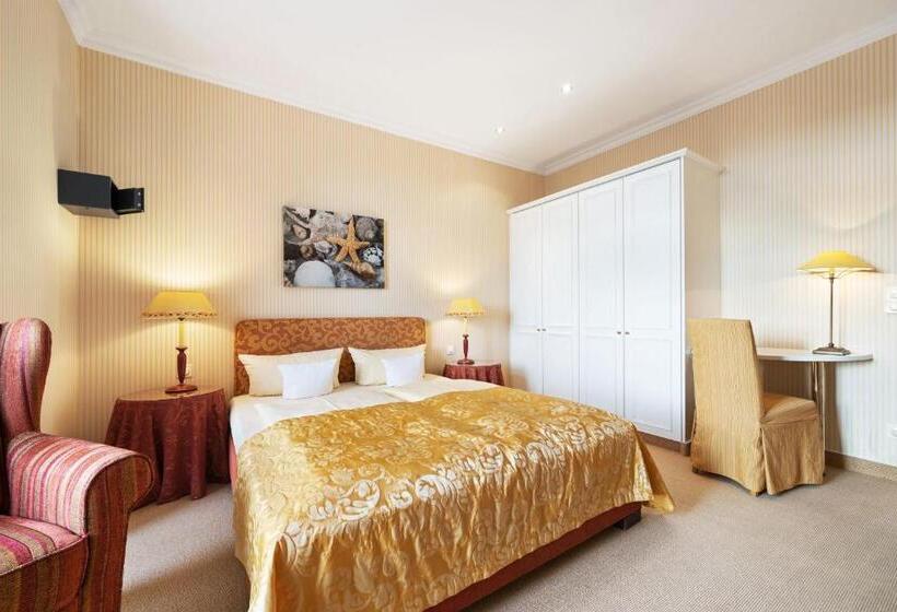 스탠다드 스튜디오, Strandhotel Sylt Westerland
