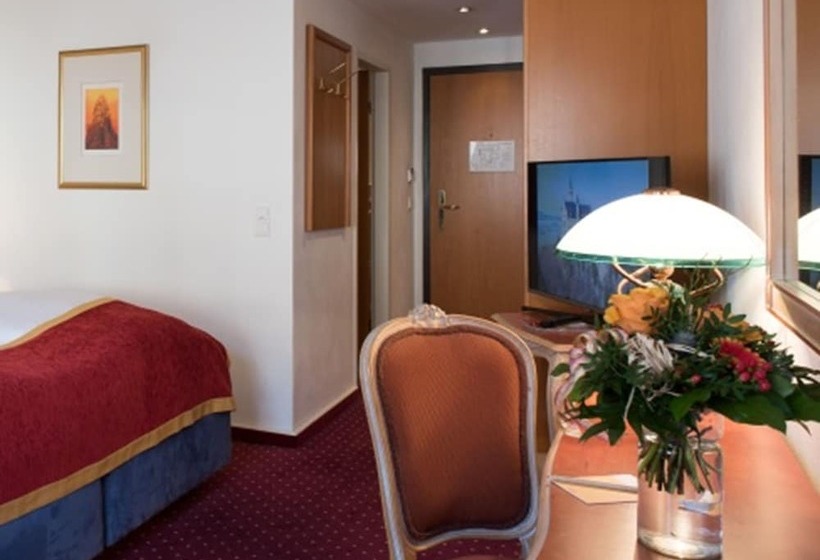 اتاق استاندارد, Luitpoldpark