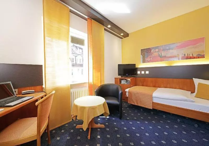 スタンダードシングルルーム, Park Hotel Post