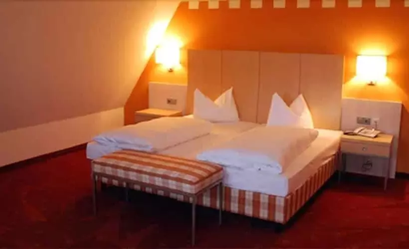 Standard Yhden Hengen Huone, Prinzhotel Rothenburg