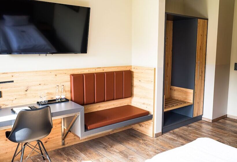 标准间, Wildeshauser Hof