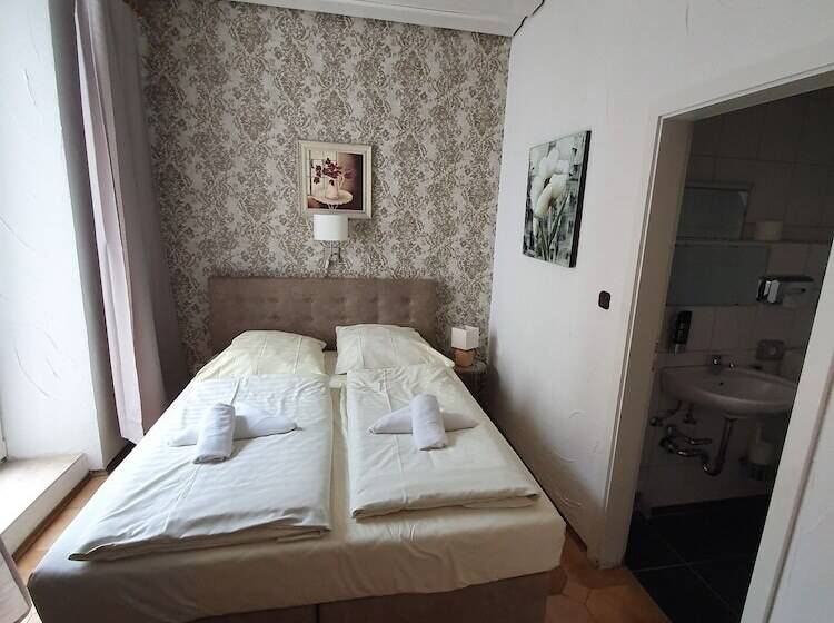 Номер Стандарт, Pension Seibel