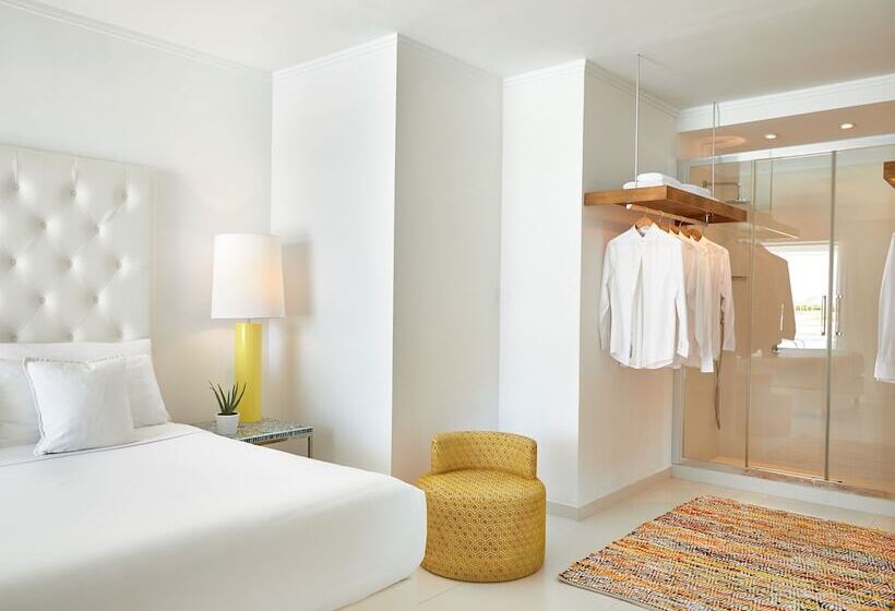 جناح عائلي, Grecotel Luxme White