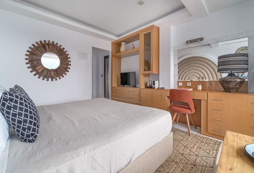 디럭스 스위트 바다 전망, Arco Beach