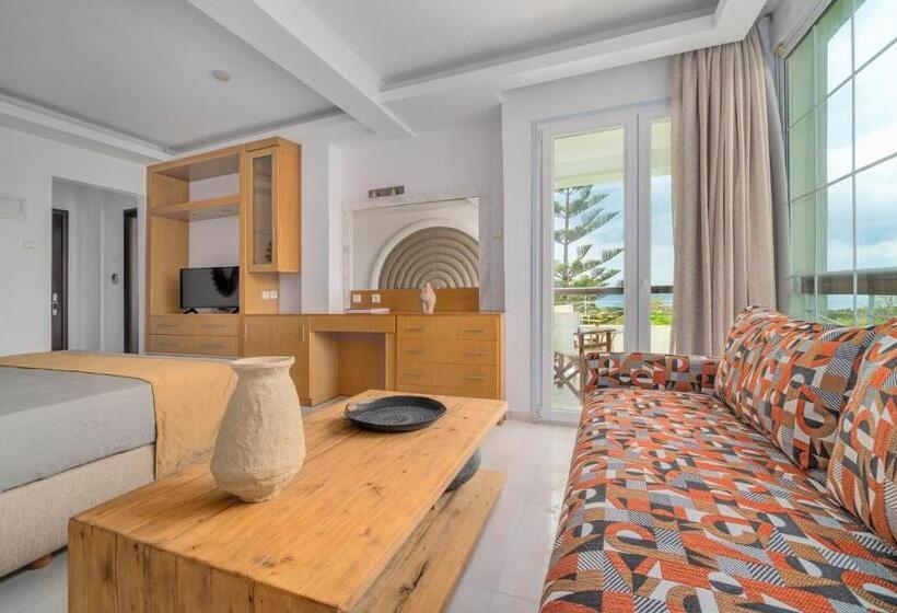 디럭스 스위트 바다 전망, Arco Beach