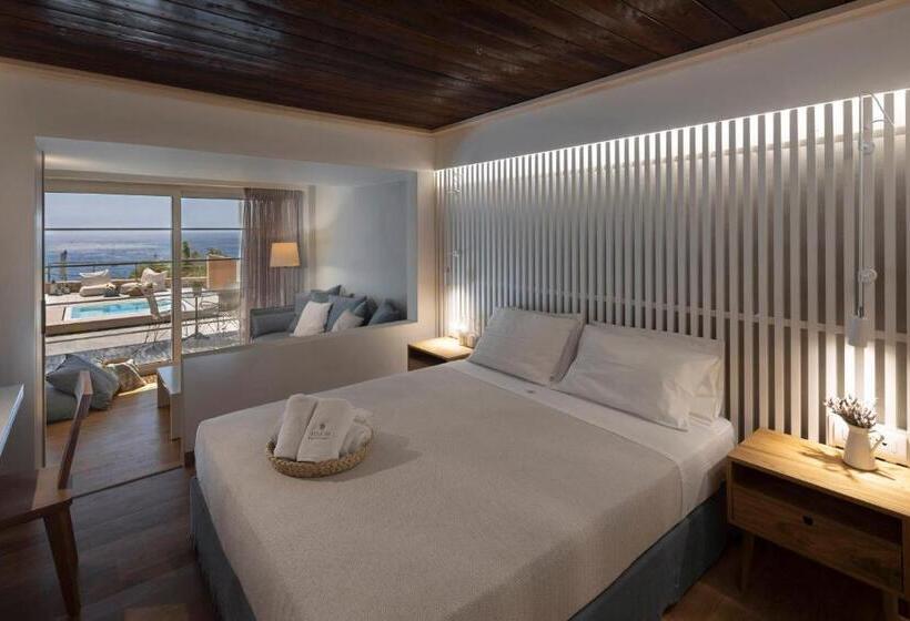 주니어 스위트, Atrium