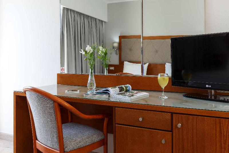 스탠다드 룸 측면 바다 전망, Best Western Plus Hotel Plaza