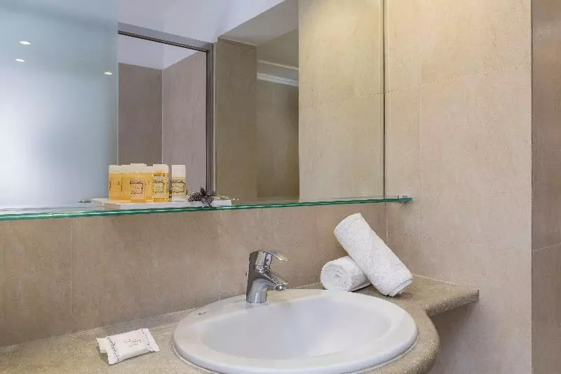 サイドオーシャンビュースタンダードルーム, Best Western Plus Hotel Plaza