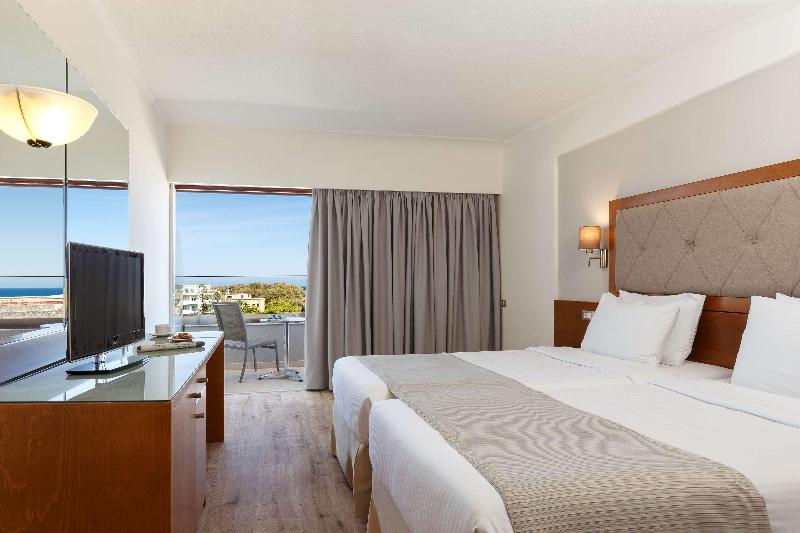 스탠다드 룸 측면 바다 전망, Best Western Plus Hotel Plaza
