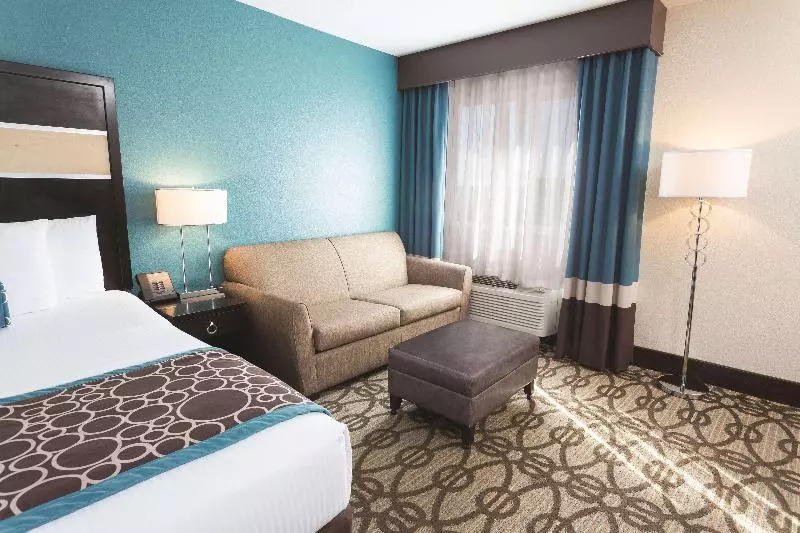 プールビュースタンダードルーム, Best Western Plus Hotel Plaza