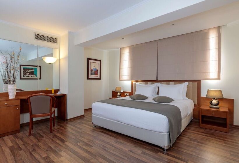 סוויטת ג'וניור, Best Western Plus Hotel Plaza