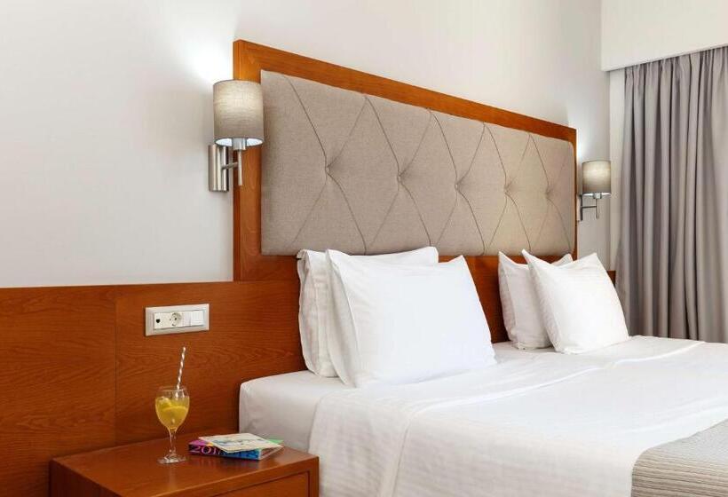 스탠다드 도시전망 룸, Best Western Plus Hotel Plaza