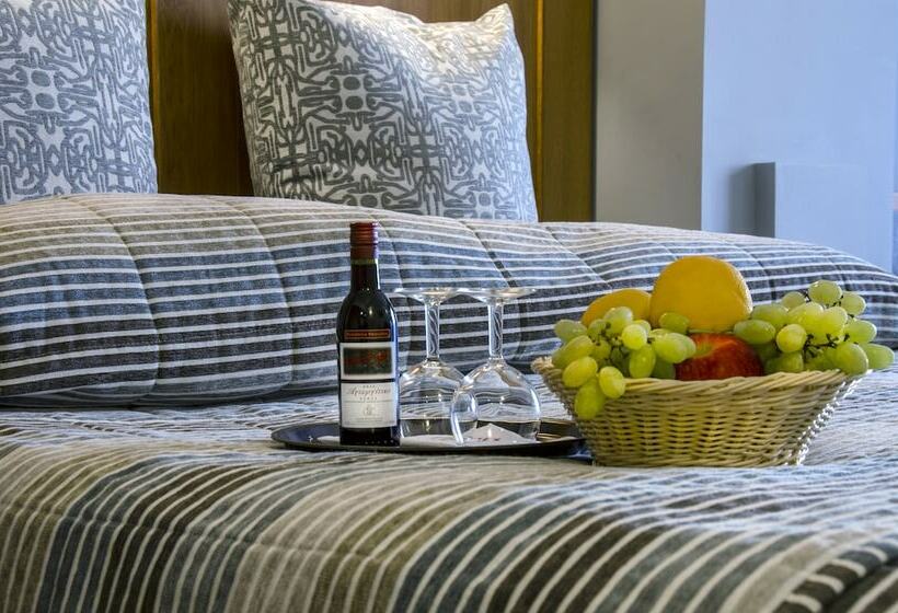 غرفة سوبيريور, Hermes