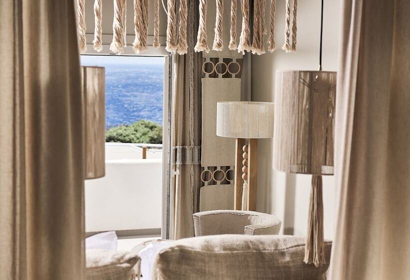 جناح مطلّ علي البحر, Palladium