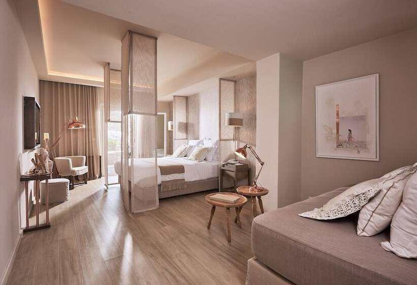 جناح إدارى, Palladium