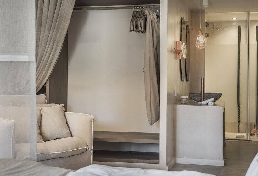 جناح إدارى, Palladium