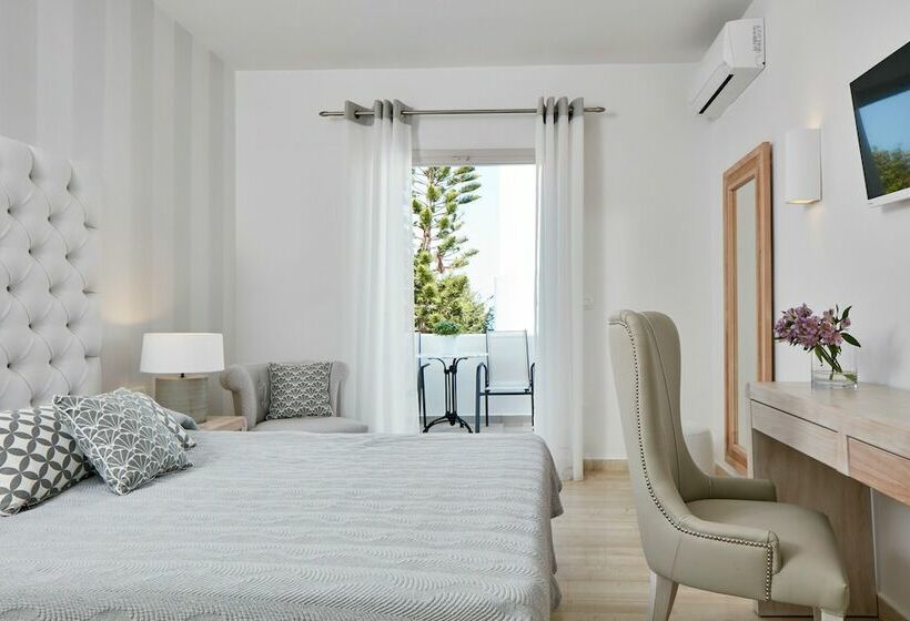 Quarto Estandar, Santorini Palace