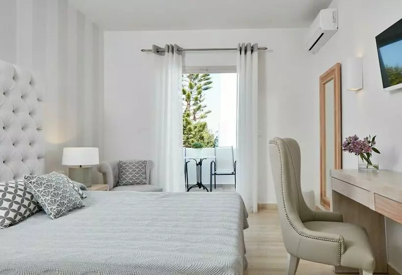 اتاق استاندارد, Santorini Palace