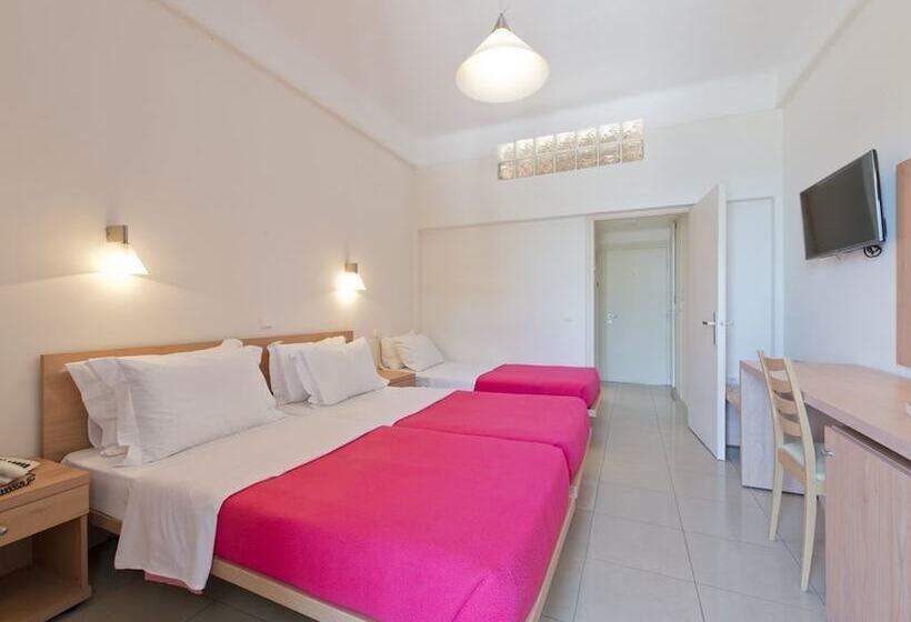 جناح عائلي, Tosca Beach