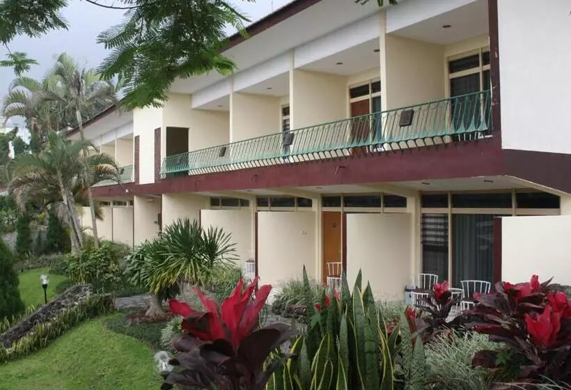 Camera Standard, Inna Tretes Hotel & Resort