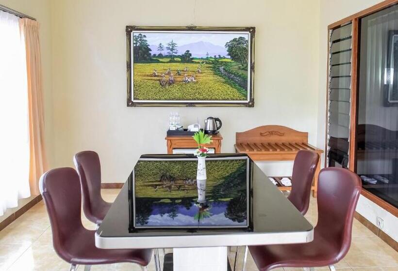 سوییت جونیور, Inna Tretes Hotel & Resort