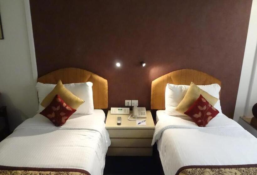 スーペリアールーム, Kohinoor Continental Airport